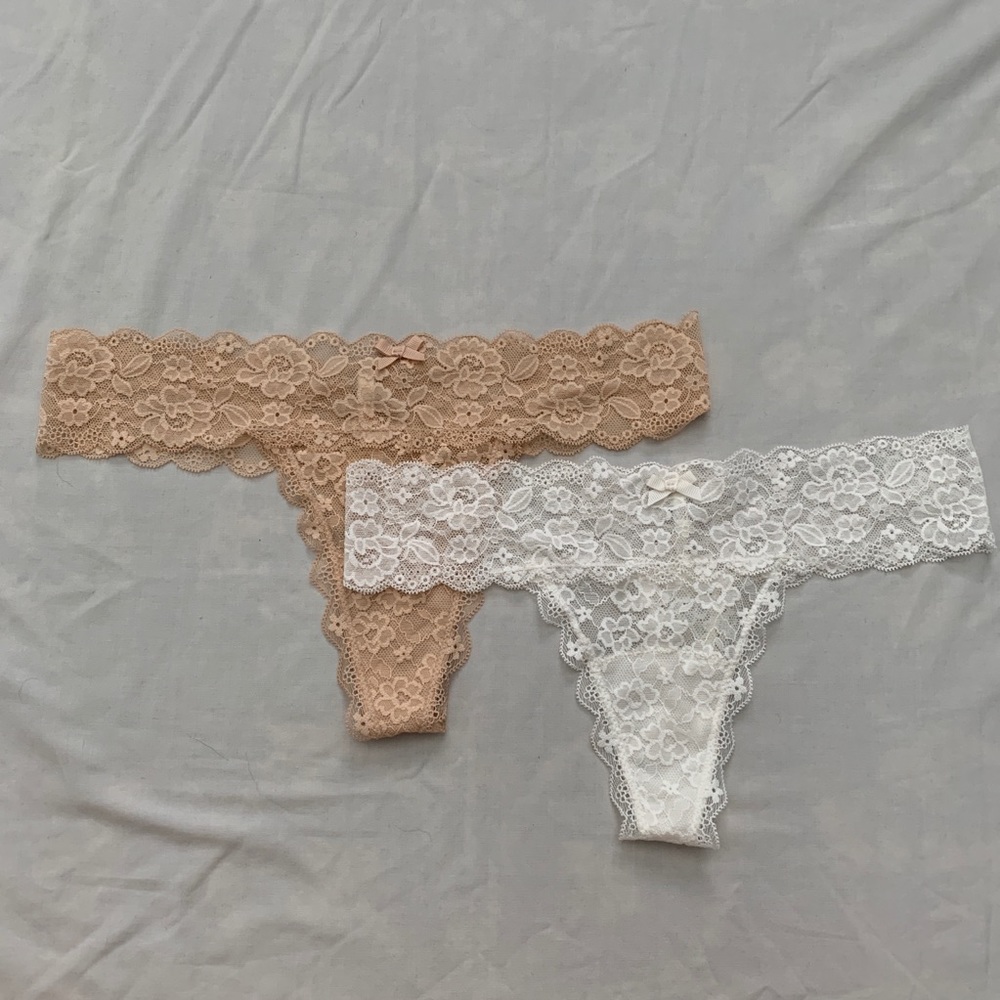 Lace thong